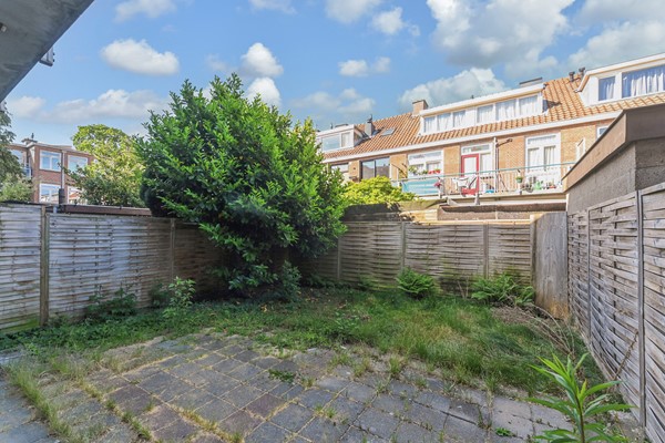 Medium property photo - Van Zeggelenlaan 303, 2524 AK Den Haag